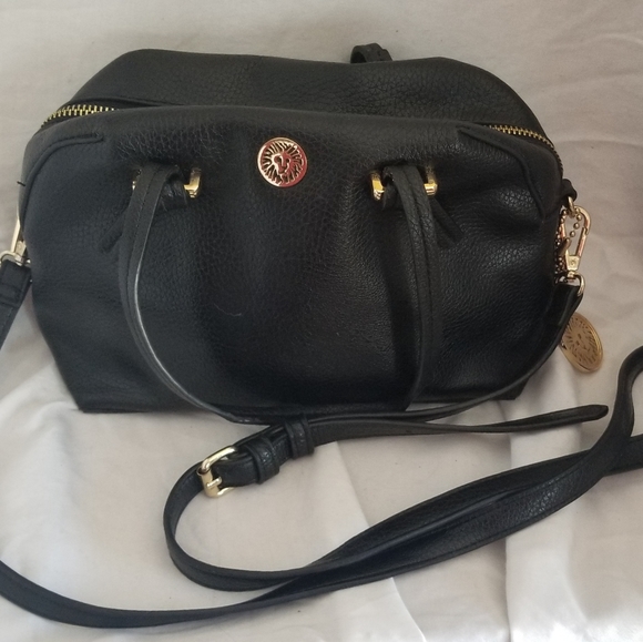Anne Klein black 3 ajustable long strap & double handled purse - Picture 10 of 10